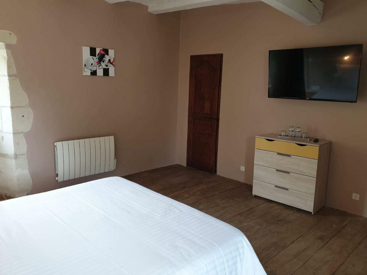 Le Domaine De Bella Bed & Breakfast Dange-Saint-Romain Ngoại thất bức ảnh