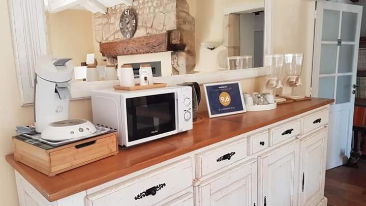 Le Domaine De Bella Bed & Breakfast Dange-Saint-Romain Ngoại thất bức ảnh