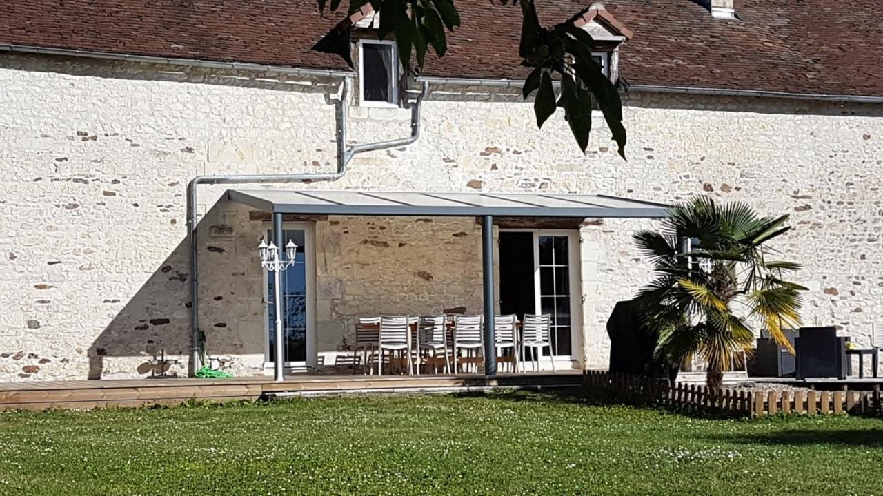 Le Domaine De Bella Bed & Breakfast Dange-Saint-Romain Ngoại thất bức ảnh